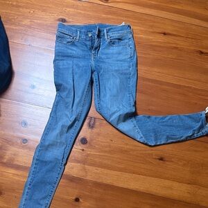 Levi's Women's Skinny Jeans in Light Blue